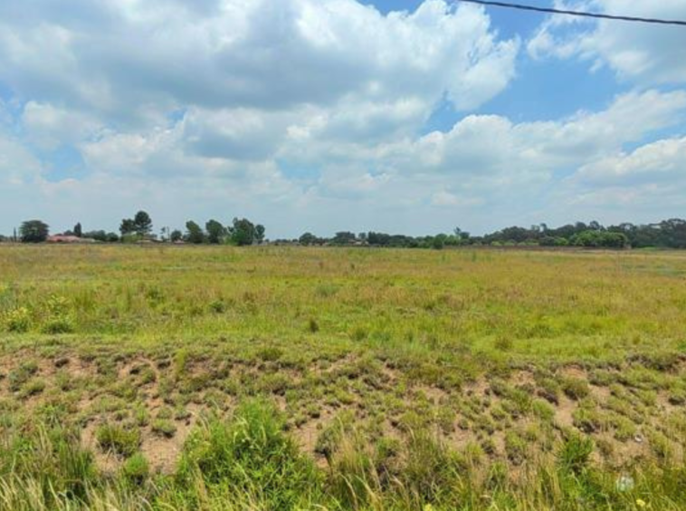 Discover prime Isinya Plains plots for sale in Kajiado County. Ideal for residential or commercial development, with proximity to key amenities and infrastructure. Starting at KES 7,000,000 per acre. Contact us today! Isinya Plains plots