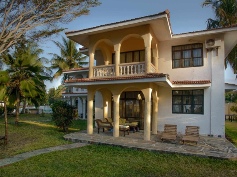 Discover the Luxurious Bahari Dhow Beach Villas: A Slice of Paradise on Diani Beach