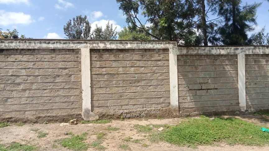 Prime 1-Acre Plot for Sale – Naivasha Town (Next to Supa Loaf) — photo 2 Prime 1-Acre Plot for Sale – Naivasha Town (Next to Supa Loaf) — photo 2