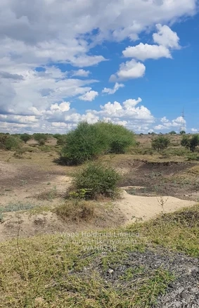 100 Acres of Prime Land For Sale in Isinya, Kajiado — photo 1